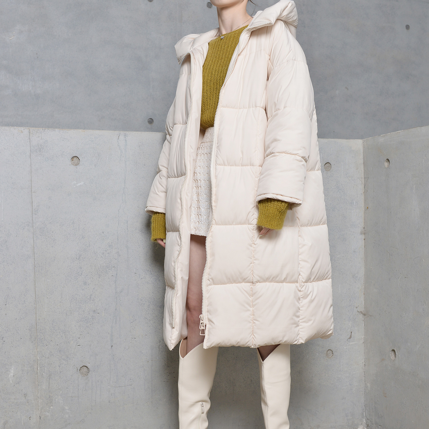 Winter New Fashion Women's Down Jacket Hat Long sleeve Warm Duck Down Zipper Warmly Outerwear Holiday Vacation Coats 201126