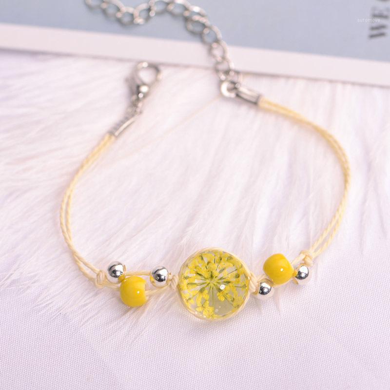 Fashion natural flower woven dried flower ladies bracelet Simple personality girl flowers handmade jewelry 10-SL151
Fashion natural flower woven dried flower ladies bracelet Simple personality girl flowers handmade jewelry 10-SL151