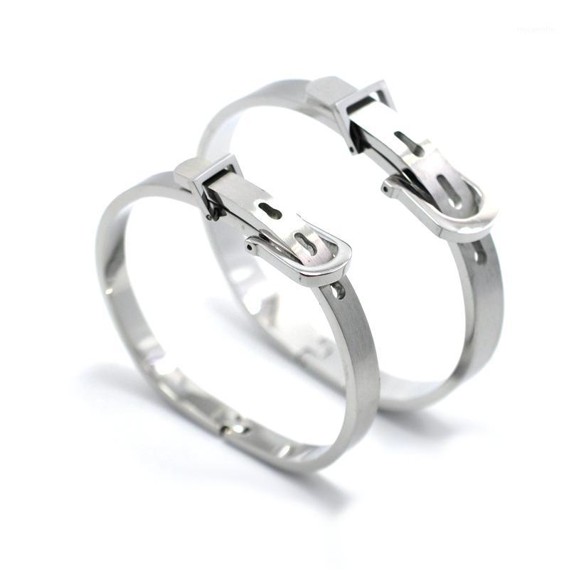 FYSARA Brand Couple Jewelry Stainless Steel Wrist Buckle Belt Bracelet Bangle for Women Men Love Punk Black Bangle1
FYSARA Brand Couple Jewelry Stainless Steel Wrist Buckle Belt Bracelet Bangle for Women Men Love Punk Black Bangle1