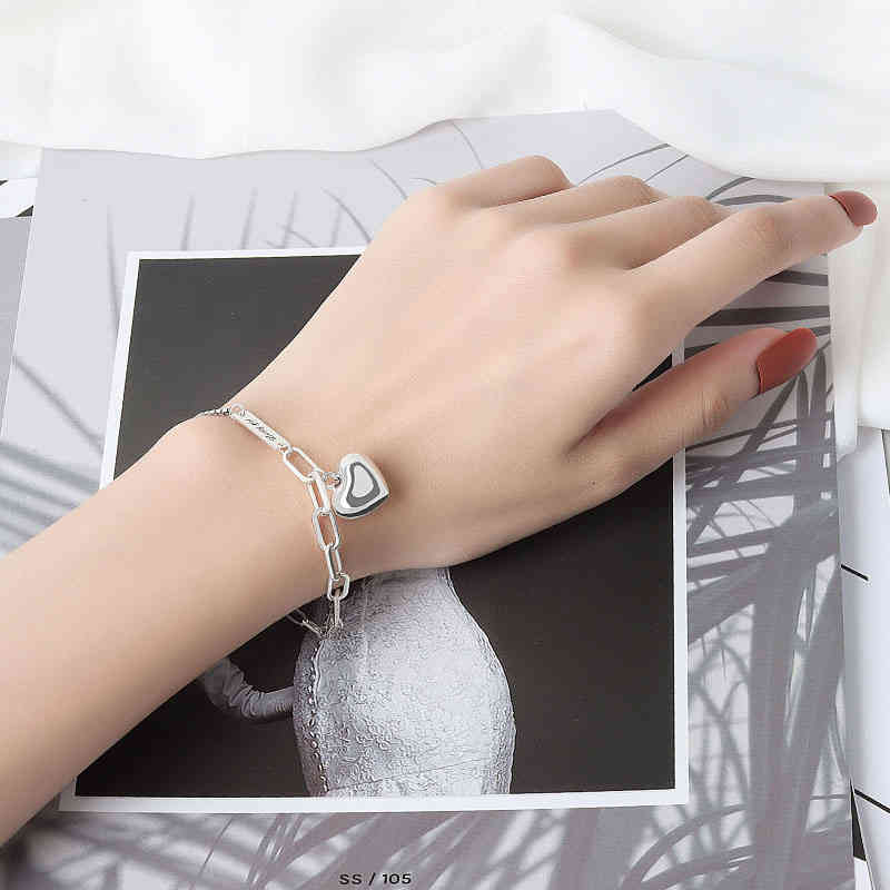 Qmcoco 925 Silver Bracelet for Woman Trendy Elegant Vintage Creative Design Simple Love Heart-shape Party Jewelry Gifts