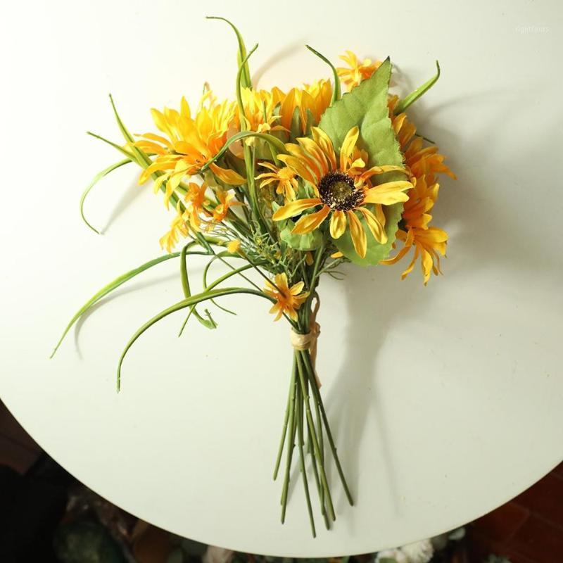 Sunflower yellow flower home decoration simulation flower bouquet home decoration office wedding FD1, White
Sunflower yellow flower home decoration simulation flower bouquet home decoration office wedding FD1, White