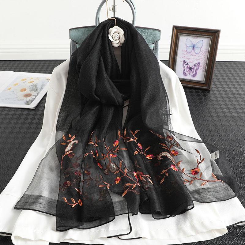 New 2020 Floral Embroidery Real Silk Wool Scarf For Women Winter Scarves Shawls Hijab Wraps Bandana Foulard Wholesale
New 2020 Floral Embroidery Real Silk Wool Scarf For Women Winter Scarves Shawls Hijab Wraps Bandana Foulard Wholesale