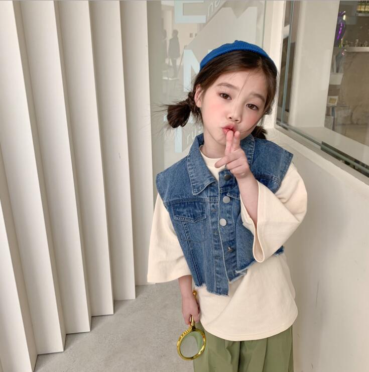 2021 New Girls 2 Pcs Set Denim Vest + T Shirt Spring Cotton Fashion Full sleeve Girls Suits 2-7 years QI656, Blue
2021 New Girls 2 Pcs Set Denim Vest + T Shirt Spring Cotton Fashion Full sleeve Girls Suits 2-7 years QI656, Blue