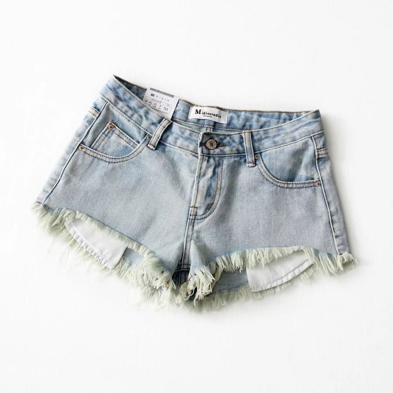 2021 New Mid-range all-match mode waistband jeans female will see free burr pocket washed dry old worn ladies'brim pants shorts OPTI, Light blue
2021 New Mid-range all-match mode waistband jeans female will see free burr pocket washed dry old worn ladies'brim pants shorts OPTI, Light blue