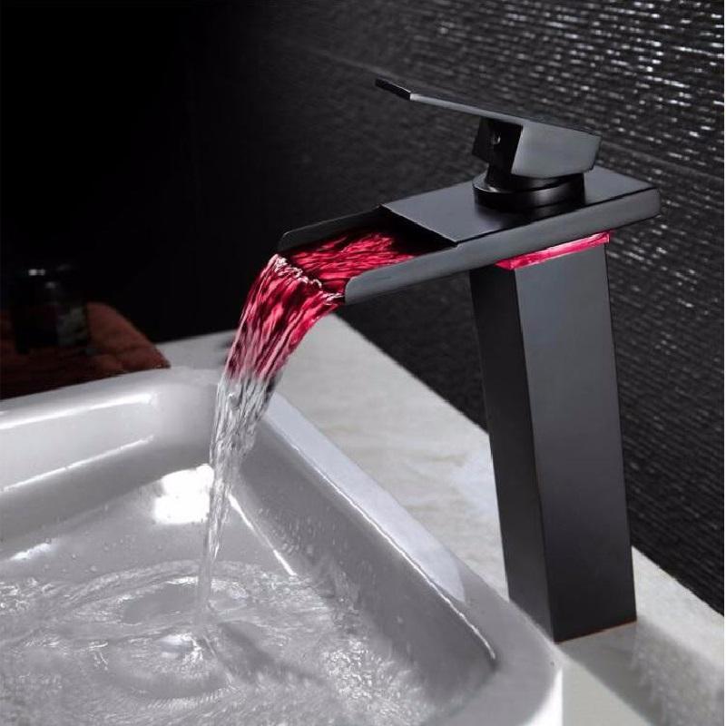 LED Faucet Brushed Gold Waterfall Faucet Brass Basin Bathroom Mixer Tap Deck Mounted Basin Sink Mixer Tap
LED Faucet Brushed Gold Waterfall Faucet Brass Basin Bathroom Mixer Tap Deck Mounted Basin Sink Mixer Tap