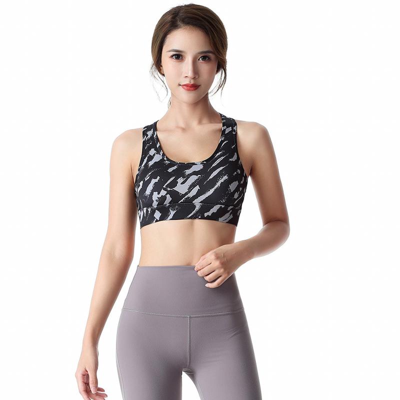 3pc Camouflage Breathable Sports Bras,women Seamless Running Fitness Sports Bra Top Gym Running Fitness Yoga Tops #T2G
3pc Camouflage Breathable Sports Bras,women Seamless Running Fitness Sports Bra Top Gym Running Fitness Yoga Tops #T2G
