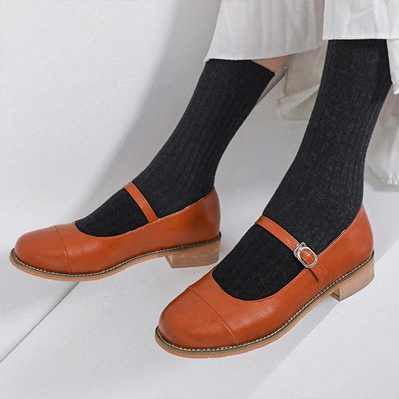 Plus size 35-42 Ol Office Lady Shoes Women Low Heels Mary Janes Shoes Buckle Work Woman Retro lolita zapatos mujer 8079N #KO5F, Black
Plus size 35-42 Ol Office Lady Shoes Women Low Heels Mary Janes Shoes Buckle Work Woman Retro lolita zapatos mujer 8079N #KO5F, Black