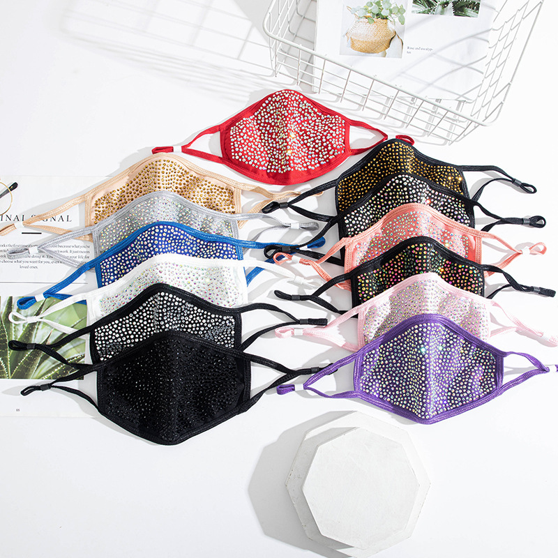 Designer Face Masks Adjustable Ear Buckle Bright Shining Diamond Rhinestone Mask Breathable Men Women Mouth Cover Dustproof Washable Masks
Designer Face Masks Adjustable Ear Buckle Bright Shining Diamond Rhinestone Mask Breathable Men Women Mouth Cover Dustproof Washable Masks