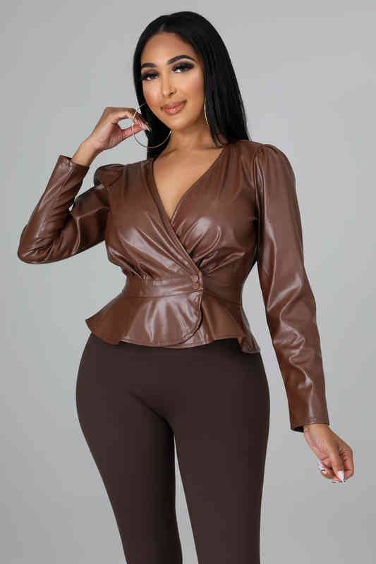 Autumn And Winter Women Flocking Leather Long Sleeve V-neck Button Fashion Leather Top, White
Autumn And Winter Women Flocking Leather Long Sleeve V-neck Button Fashion Leather Top, White