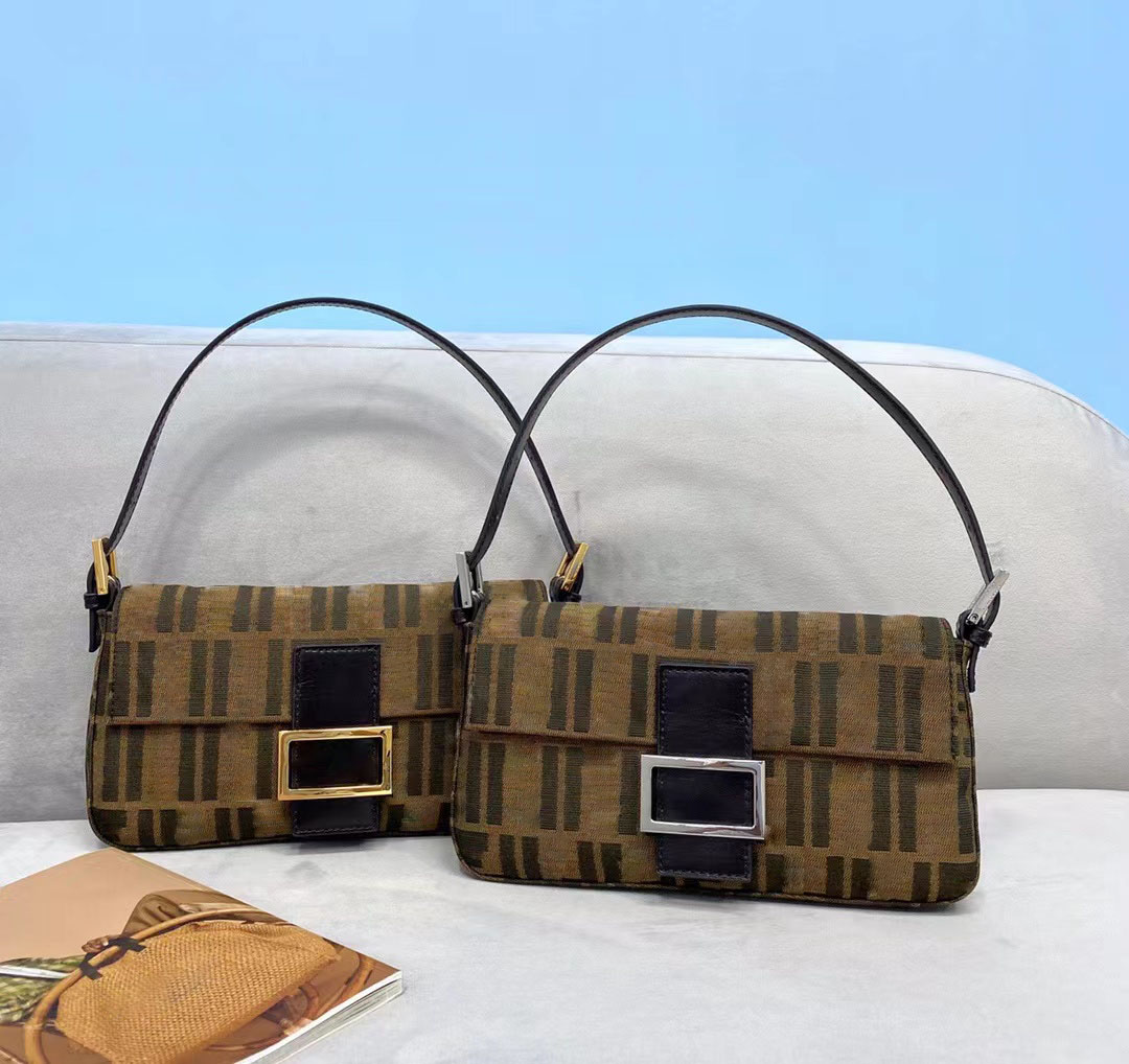 Top 7A+ quality designer bags gold silver buckle shoulder bags classic vintage embroidery letters canvas handbag for 2 style, Other style contact us
Top 7A+ quality designer bags gold silver buckle shoulder bags classic vintage embroidery letters canvas handbag for 2 style, Other style contact us