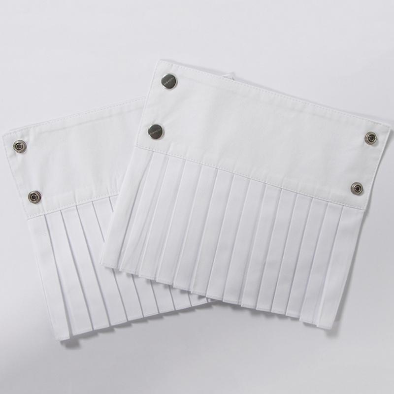 Five Fingers Gloves 1 Pair Detachable Shirt Pleated Horn Flare Sleeve Cuffs Over Wristband X7JB
Five Fingers Gloves 1 Pair Detachable Shirt Pleated Horn Flare Sleeve Cuffs Over Wristband X7JB