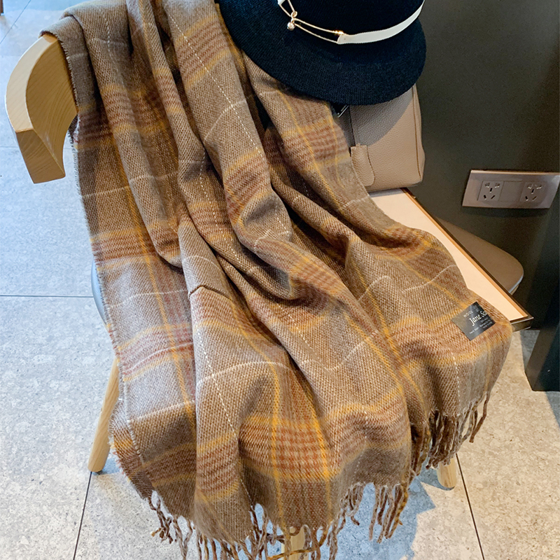 2021 New Classic Brand Scottish Plaid Men and Women Winter Warm Fashion Casual Scarf Imitation Cashmere Jnov
2021 New Classic Brand Scottish Plaid Men and Women Winter Warm Fashion Casual Scarf Imitation Cashmere Jnov