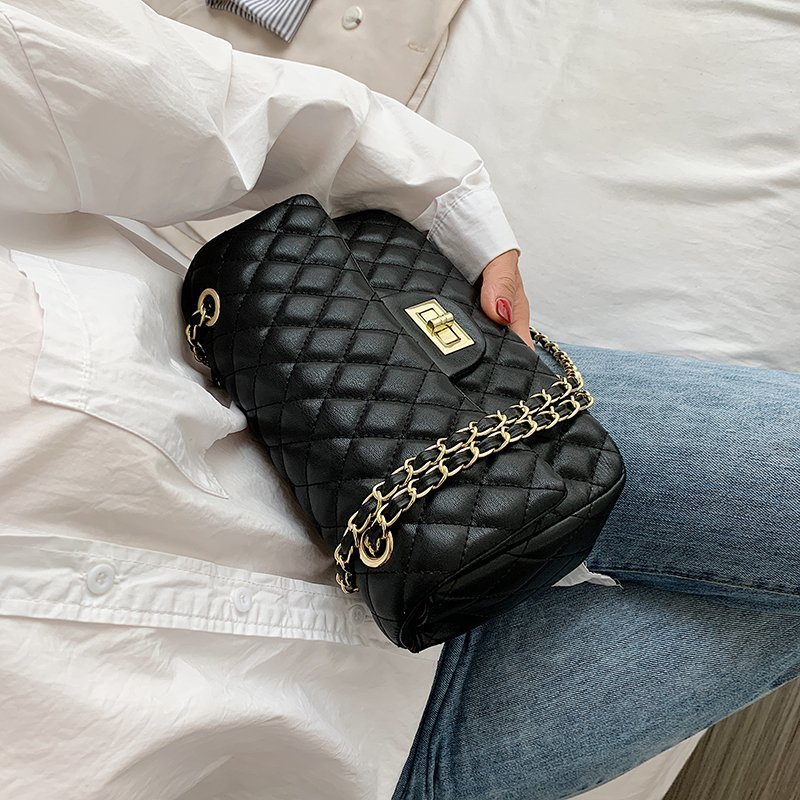 Classic Diamond Pattern Women Plaid Messenger Bag Big Square Female Shoulder Bags Rhombus Lattice Luxury Lady Handbag C1223
Classic Diamond Pattern Women Plaid Messenger Bag Big Square Female Shoulder Bags Rhombus Lattice Luxury Lady Handbag C1223