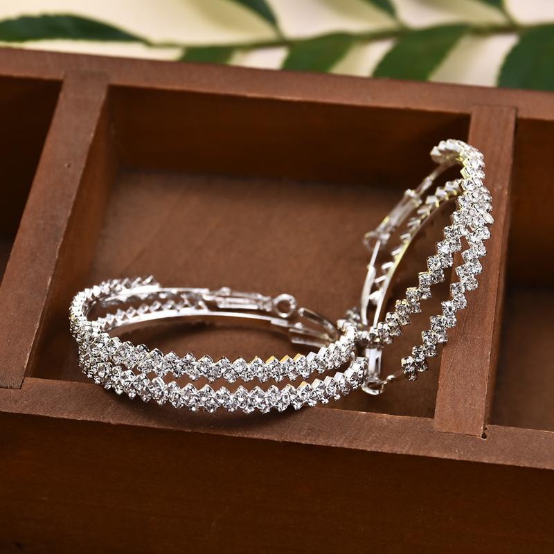 New Arrived Bright Full Crystal Rhinestone Hoop Earrings Sliver Color Drop Earring Earrings for Women Jewelry
New Arrived Bright Full Crystal Rhinestone Hoop Earrings Sliver Color Drop Earring Earrings for Women Jewelry