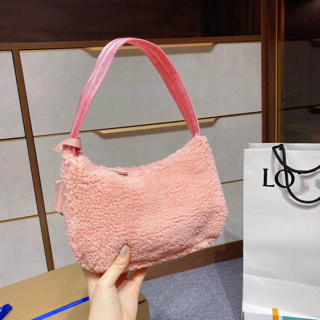 Felt Fashion Handbags Designers Woman Bags Lady Purse Special 2020 High Quality Hot Sale Retro Winter
Felt Fashion Handbags Designers Woman Bags Lady Purse Special 2020 High Quality Hot Sale Retro Winter