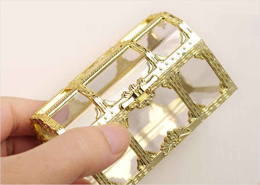 Candy Box Treasure Chest Shaped Wedding Favor Gift Box Hollowed-out Transparent Favor Holders European style Celebration Wedding Party Gifts