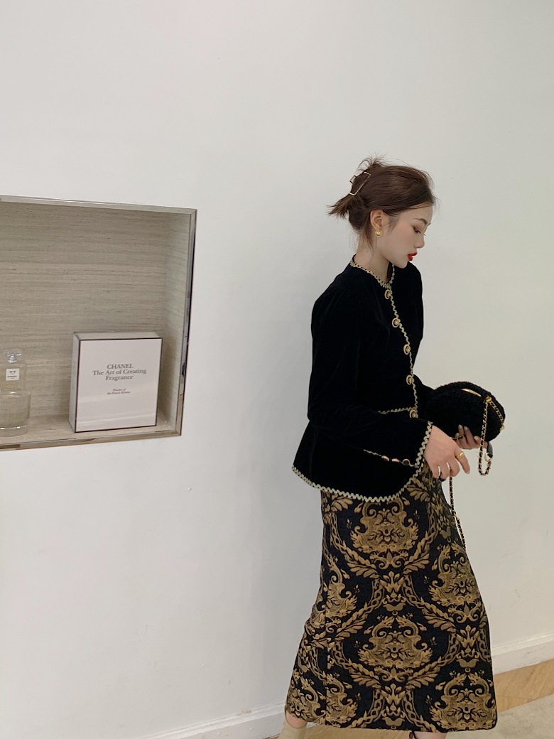 New design womens retro royal style o-neck long sleeve slim waist color block velvet fabric jacket coat casacos SMLXL