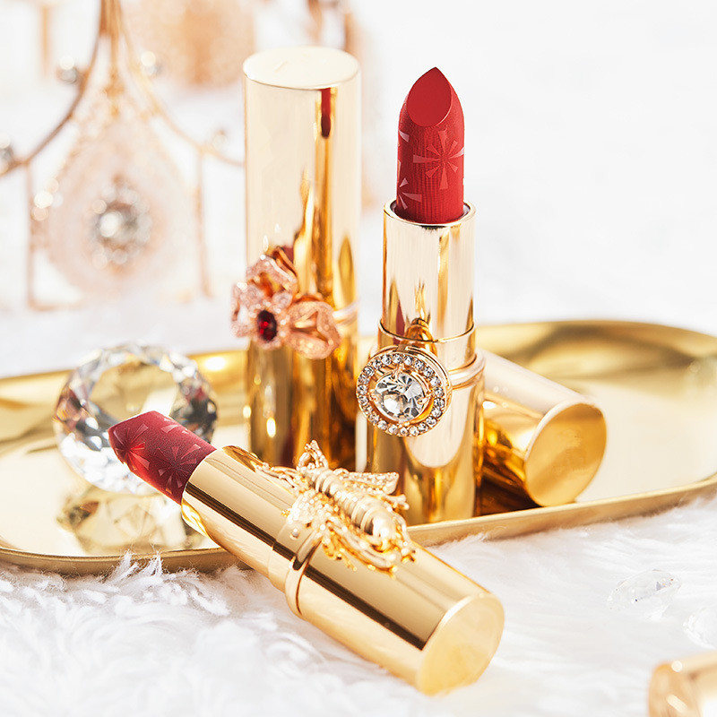 Hot selling Luxury diamond lipstick Velvet Matte Listicks High Pigment Vegan Creamy OEM Diamond Lipsticks FREE SHIPPING
Hot selling Luxury diamond lipstick Velvet Matte Listicks High Pigment Vegan Creamy OEM Diamond Lipsticks FREE SHIPPING