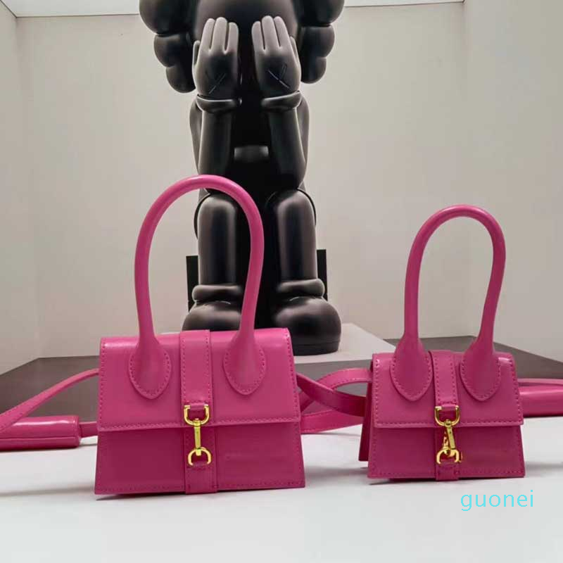 2022 Shoulder Crossbody Bag Vintage Handbag Le Chiquito Metal Logo Long Handle Leather Small Tote Purses
2022 Shoulder Crossbody Bag Vintage Handbag Le Chiquito Metal Logo Long Handle Leather Small Tote Purses