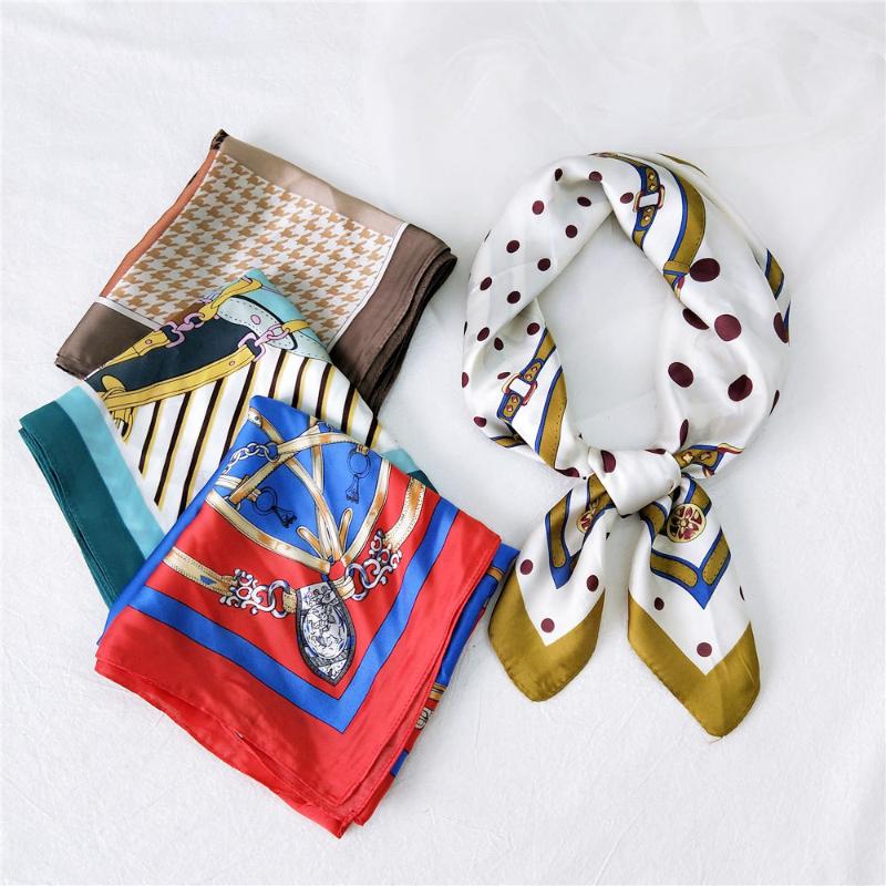 70Small Square Scarf Women's Spring Autumn Summer Thin Scarf All-match Korean Elegant Decorative Professional Neckerchief
70Small Square Scarf Women's Spring Autumn Summer Thin Scarf All-match Korean Elegant Decorative Professional Neckerchief