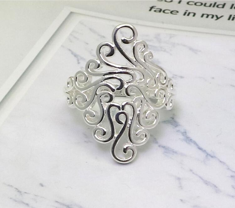 925 Silver Ring Exaggeration Retro auspicious clouds ring for Women Fashion Wedding Jewelry Gift size 25mm* US6-US10
925 Silver Ring Exaggeration Retro auspicious clouds ring for Women Fashion Wedding Jewelry Gift size 25mm* US6-US10