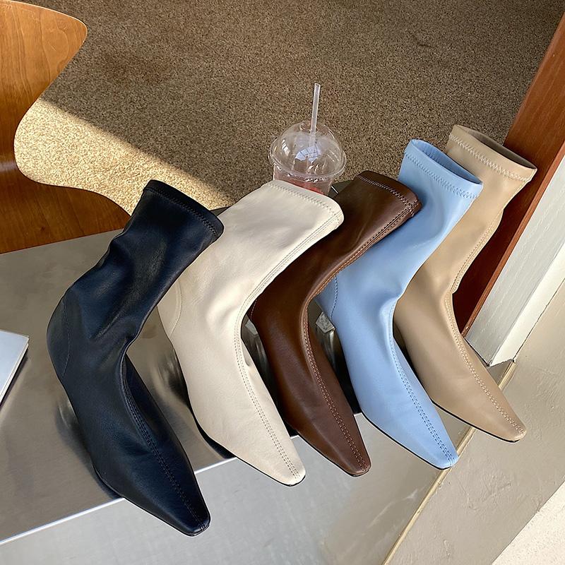 Women 2021 INS Winter Clear Low Heels Blue Sock Boots High Heels Chelsae Boots Designer Beige Leather Elastic Ankle Shoes, Black
Women 2021 INS Winter Clear Low Heels Blue Sock Boots High Heels Chelsae Boots Designer Beige Leather Elastic Ankle Shoes, Black