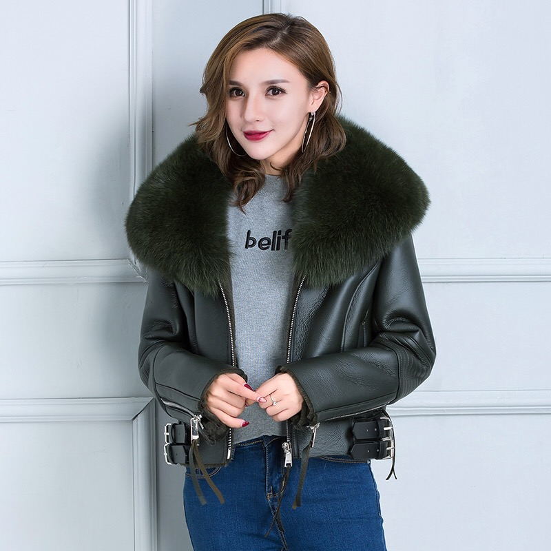 Ly Varey Lin Women Winter Faux Sheepskin Coat Short Faux Lambs Wool Fur Collar Leather jacket Warm Thick Female Zipper Outerwear 201020