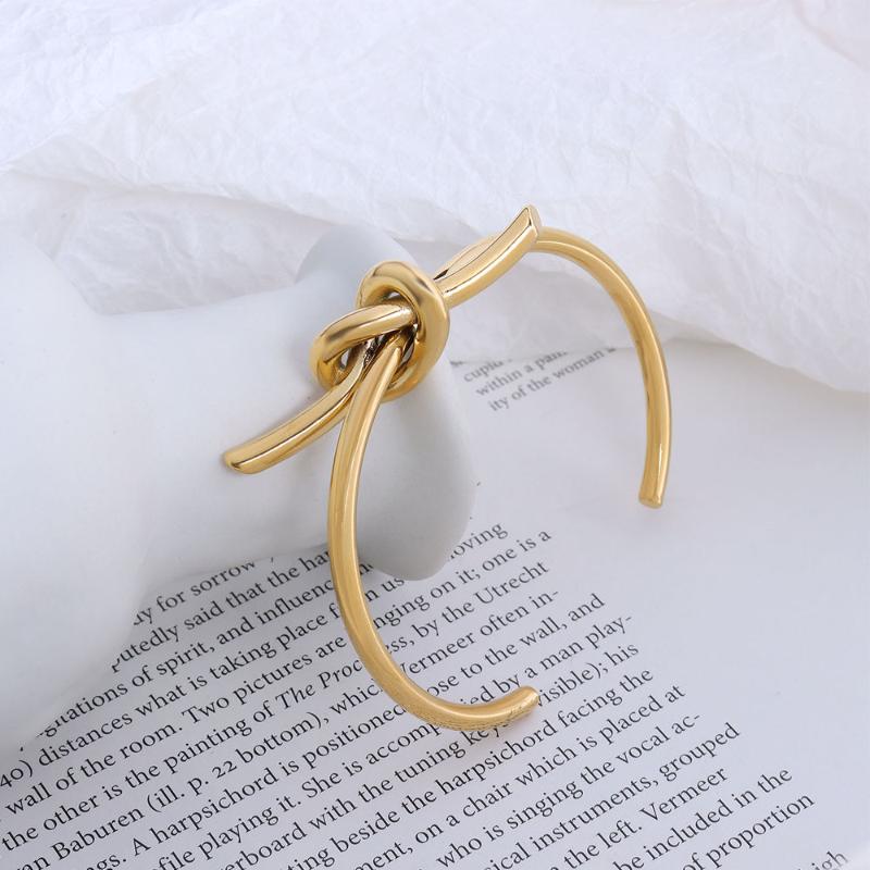 Bangle Trendy Women Jewelry Personality Stainless Steel Knot Rose Gold Silver Color Minimalist C Shape For
Bangle Trendy Women Jewelry Personality Stainless Steel Knot Rose Gold Silver Color Minimalist C Shape For