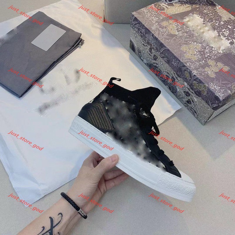 2021 New hot high quality Canvas Shoes High Quality jing456 Fashion Women Ladies Low Top Canvas Embossed Microfiber Sneaker without box
2021 New hot high quality Canvas Shoes High Quality jing456 Fashion Women Ladies Low Top Canvas Embossed Microfiber Sneaker without box