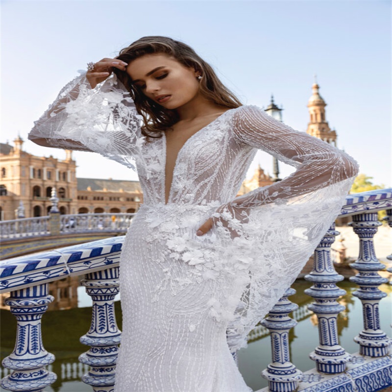 Plus Size Wedding Dresses Long Sleeves Lace Appliques Modern Mermaid Wedding Dress Sexy High V Neck Backless Custom Made Girl Robe De Mariee