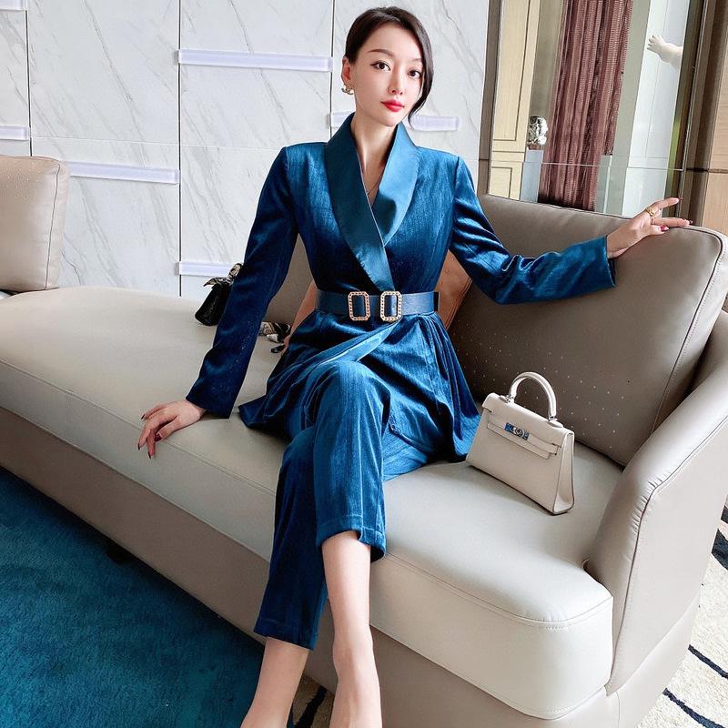High end velvet suit suit for women autumn / winter 2020 new style lady' casual pants western style two piece, Black
High end velvet suit suit for women autumn / winter 2020 new style lady' casual pants western style two piece, Black