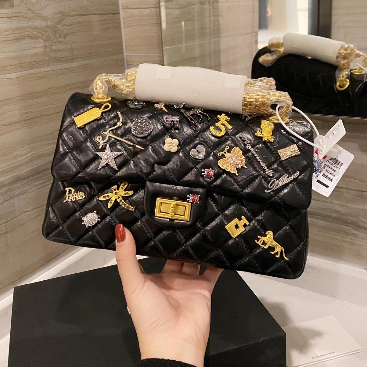 2021 S/S Limited Edition Badge Bag High Quality Genuine Leather Womens Bag Messenger Shoulder Bags Luxury Designers Bags Free Shipping
2021 S/S Limited Edition Badge Bag High Quality Genuine Leather Womens Bag Messenger Shoulder Bags Luxury Designers Bags Free Shipping