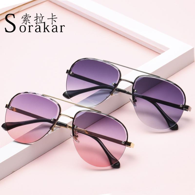 Spot Wholesale Europe and the Southeast Asia Cross-Border Metal Half-Wave Trimming Toad Box Fashion Sunglasses 81631
Spot Wholesale Europe and the Southeast Asia Cross-Border Metal Half-Wave Trimming Toad Box Fashion Sunglasses 81631