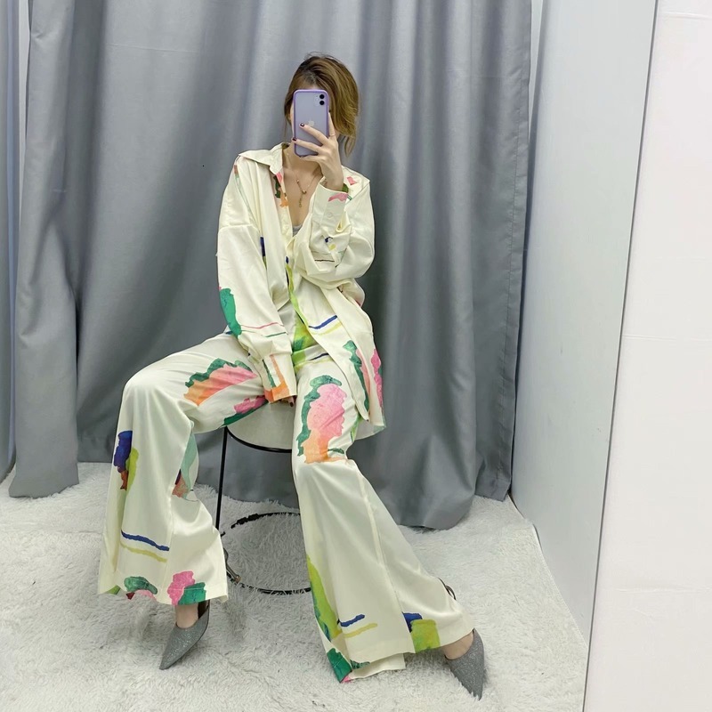 2021 New Spring and summer temperament commting printing lapel large fine fashion simple chiffon female shirt top 8YBF, Picture color
2021 New Spring and summer temperament commting printing lapel large fine fashion simple chiffon female shirt top 8YBF, Picture color