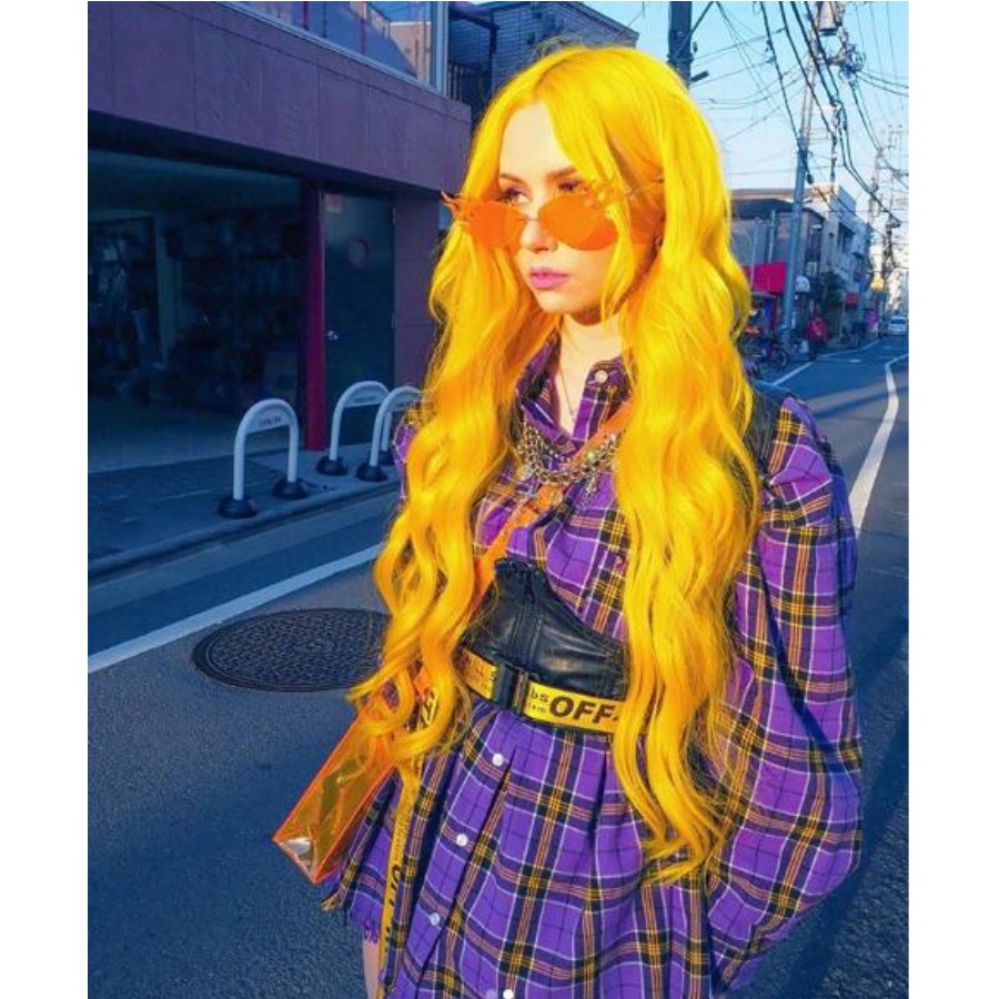 Free Part yellow color Wigs body wave Brazilian Transparent Wigs 180% synthetic Lace Front Wig for Women