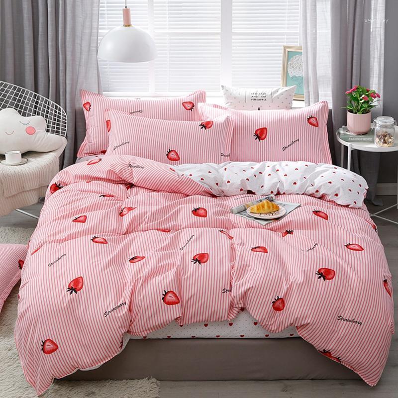 Home Textile Bedding Sets 5 size Pink strawberry Summer Bed Linens 3/4pcs Duvet Cover Set Pastoral Bed Sheet AB Side Duvet Cover1
Home Textile Bedding Sets 5 size Pink strawberry Summer Bed Linens 3/4pcs Duvet Cover Set Pastoral Bed Sheet AB Side Duvet Cover1