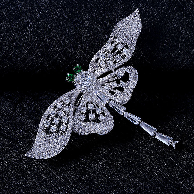 Nature Vintage Opens Green Eyes Flying Dragonfly Brooches Full Pave & Baguette Cut CZ Winged Dragonfly Pin Women Coat Jewelry 201009