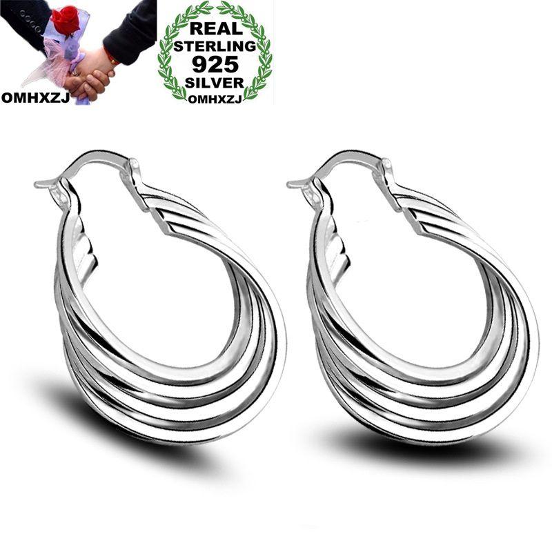 OMHXZJ Wholesale Personality Fashion Woman Girl Party Wedding White Four Circles 925 Sterling Silver Hoop Earrings YE451
OMHXZJ Wholesale Personality Fashion Woman Girl Party Wedding White Four Circles 925 Sterling Silver Hoop Earrings YE451