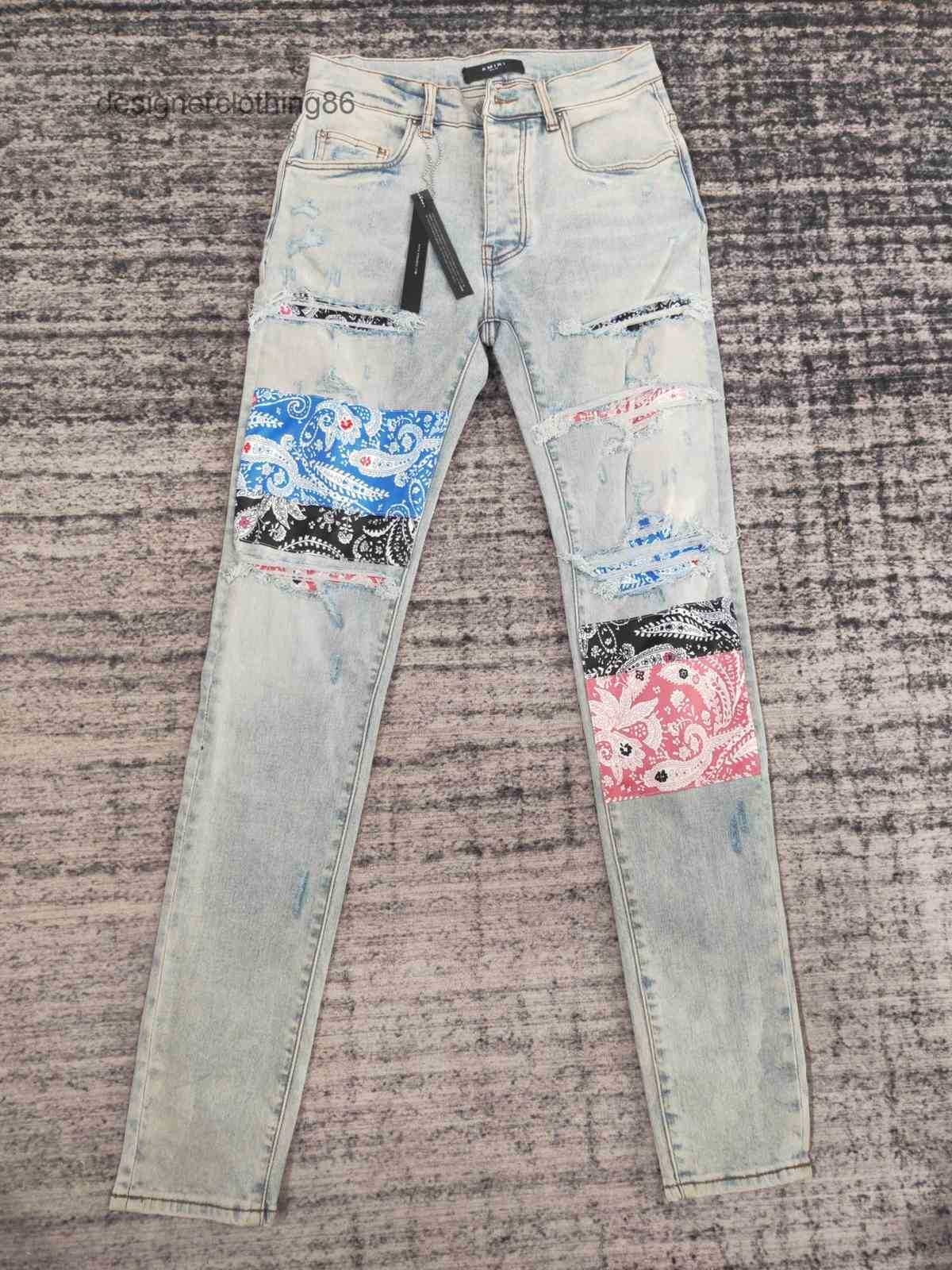 Mens Jeans Designer Amir 2022 Amiry New Cashew Flower Patch Cloth Hole Patchwork Washing Brand Poison, Light blue
Mens Jeans Designer Amir 2022 Amiry New Cashew Flower Patch Cloth Hole Patchwork Washing Brand Poison, Light blue