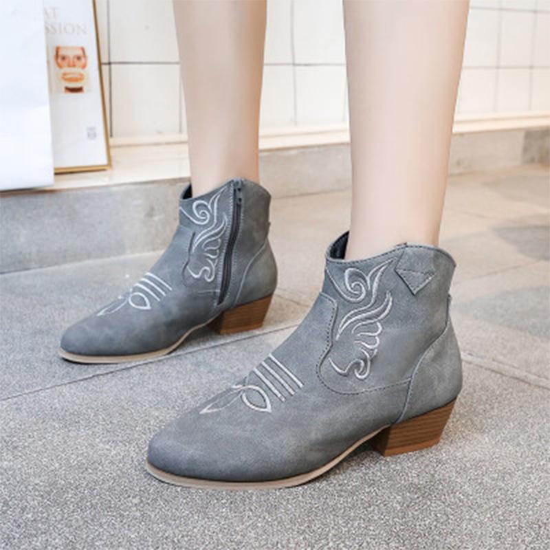 Women Embroidered Ankle Boots 2021 Autumn Women's Low Heels Woman Casual Zip Leather Footwear Ladies Pump Female Shoes Plus Size, Black
Women Embroidered Ankle Boots 2021 Autumn Women's Low Heels Woman Casual Zip Leather Footwear Ladies Pump Female Shoes Plus Size, Black