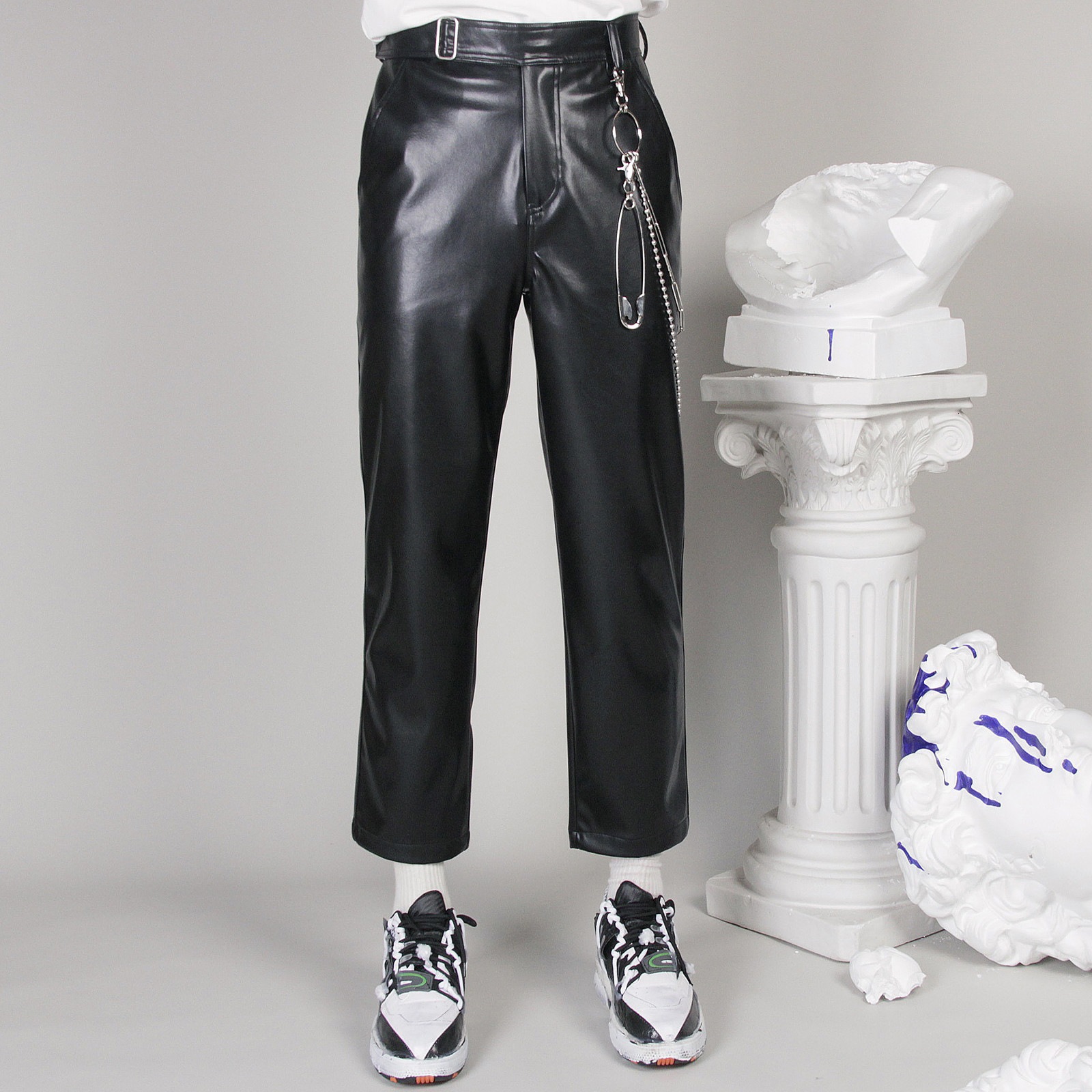 2021 New S-6xl!! Japanese Original Retro Minimalist Design Button Leather Decoration Nine Straight Leg Casual Male Pants in Fall. VNKU, Black
2021 New S-6xl!! Japanese Original Retro Minimalist Design Button Leather Decoration Nine Straight Leg Casual Male Pants in Fall. VNKU, Black