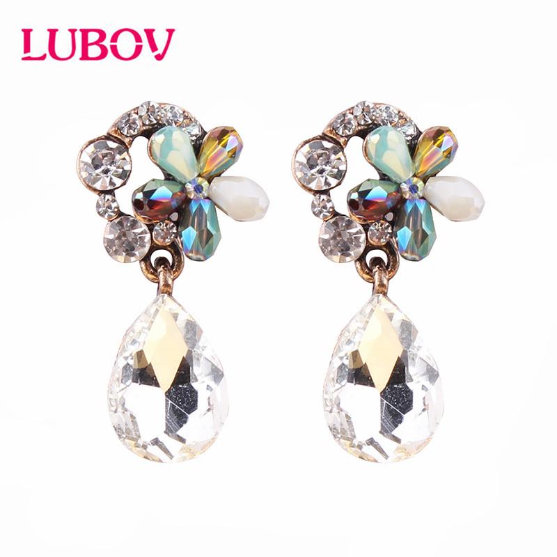 LUBOV Elegant Resin colorful Flower Pendant Drop Earrings Crystal Water Drop Piercing Earrings for Women Fashion Jewelry
LUBOV Elegant Resin colorful Flower Pendant Drop Earrings Crystal Water Drop Piercing Earrings for Women Fashion Jewelry