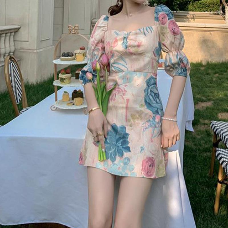 New Women Vintage Square Collar Dress Retro Style Puff Sleeve Chiffon Print Mini Dress Korean High Waist French Floral1, Floral dress
New Women Vintage Square Collar Dress Retro Style Puff Sleeve Chiffon Print Mini Dress Korean High Waist French Floral1, Floral dress