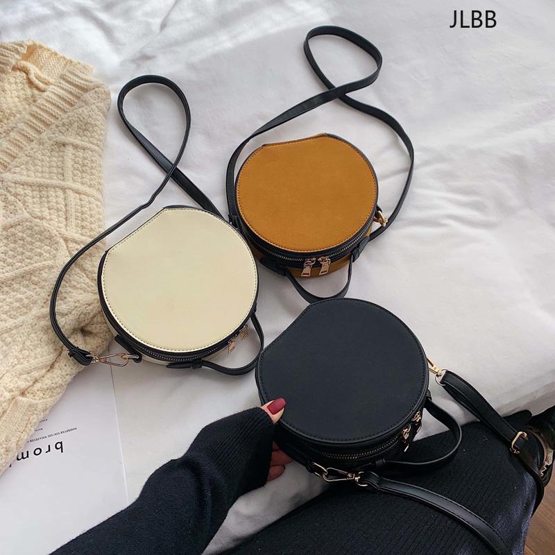 2021 Ladies Shoulder Bag Frosted Retro Small Black Bag Simple Small Round Female High Quality Pu Leather Lady Messenger, Beige
2021 Ladies Shoulder Bag Frosted Retro Small Black Bag Simple Small Round Female High Quality Pu Leather Lady Messenger, Beige