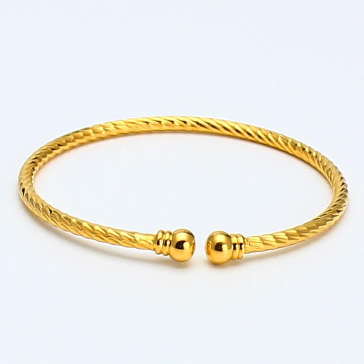 2020 The New African Gold Fashion Floral Print Bangle Free Size gold color Jewelry Gifts For Women/3PCS
2020 The New African Gold Fashion Floral Print Bangle Free Size gold color Jewelry Gifts For Women/3PCS