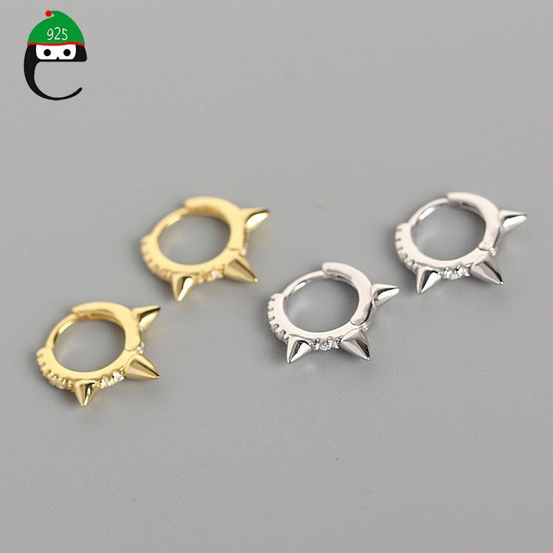 Trustdavis Minimalist 925 Sterling Silver Punk Rivet CZ Hoop Earring For Women Anniversary Fine S925 Earring Jewelry DA1024
Trustdavis Minimalist 925 Sterling Silver Punk Rivet CZ Hoop Earring For Women Anniversary Fine S925 Earring Jewelry DA1024