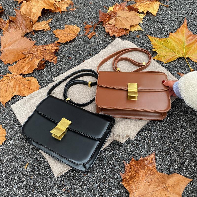 Women's Bag High Quality Autumn And Winter New Trend Line Atmospheric Single Shoulder Messenger Bag Simple Quality Style Handbag, Black
Women's Bag High Quality Autumn And Winter New Trend Line Atmospheric Single Shoulder Messenger Bag Simple Quality Style Handbag, Black
