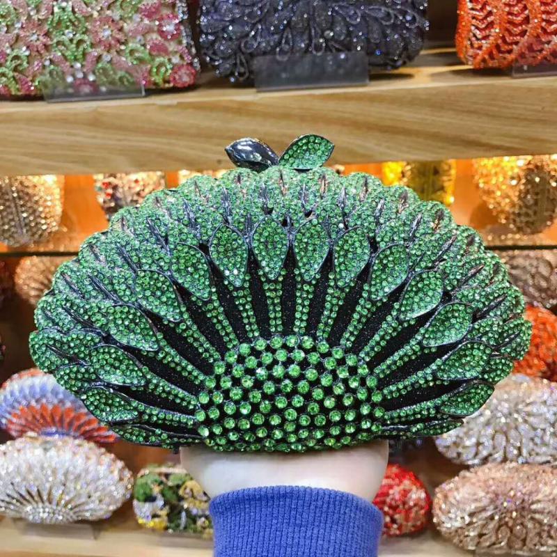 female green gold Diamond Crystal Luxury Clutches bags prom purses sparkly diamante banquet bag Bride Wedding Party clutch bag, Color same picture
female green gold Diamond Crystal Luxury Clutches bags prom purses sparkly diamante banquet bag Bride Wedding Party clutch bag, Color same picture