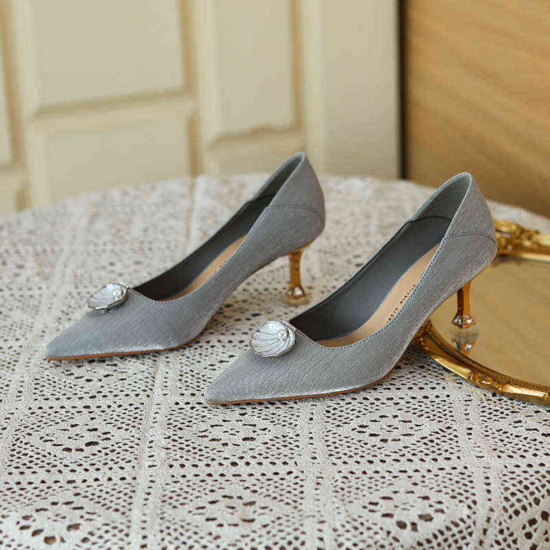 Dress Shoes Fashion Chic Pearl Shell High Heels Women Versatile Pointed Party Pumps Sandals Summer 220301