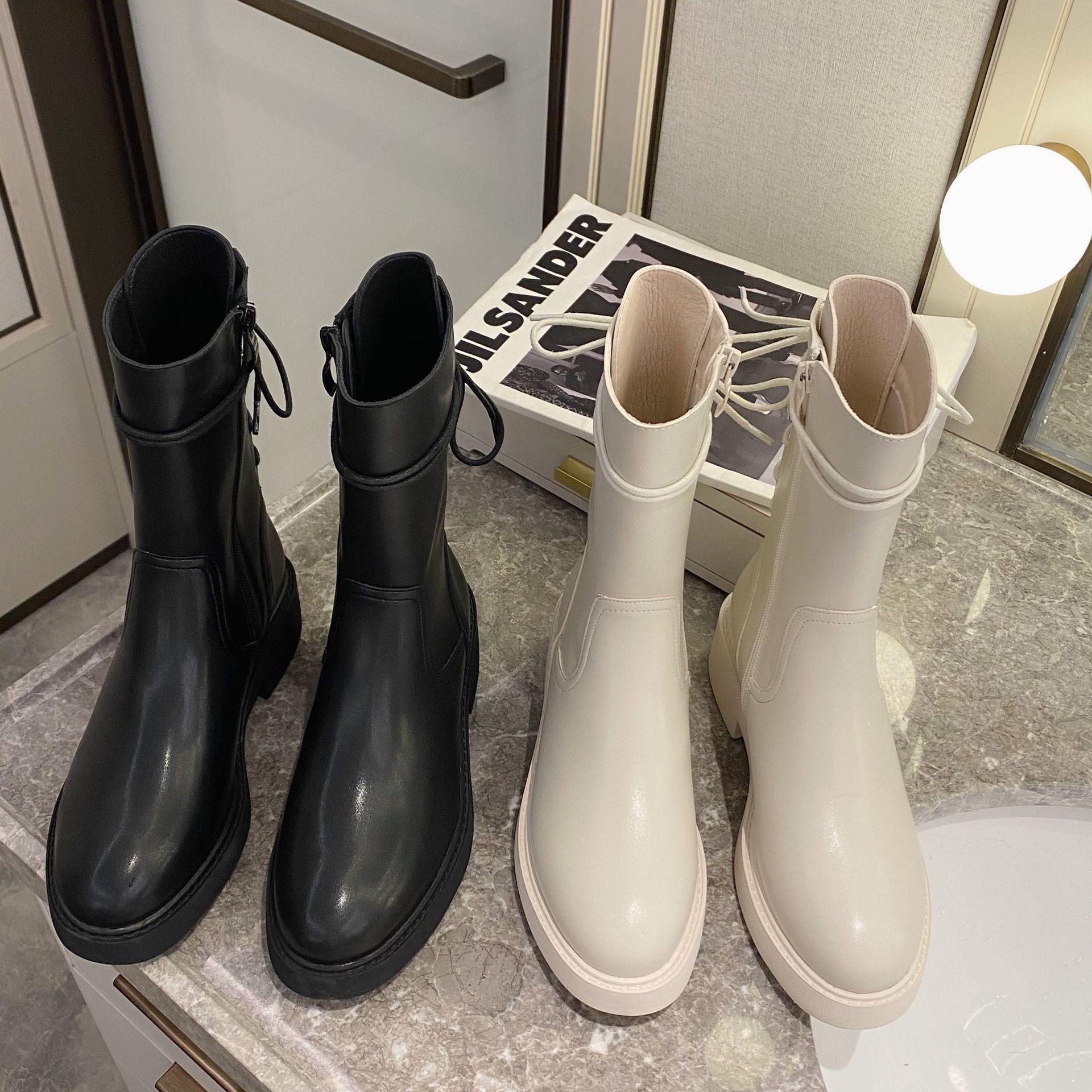 2021 New Martin Style for Autumn and Winter Wild Lace Platform British Fashion Zipper Boots Mc4g, Beige
2021 New Martin Style for Autumn and Winter Wild Lace Platform British Fashion Zipper Boots Mc4g, Beige
